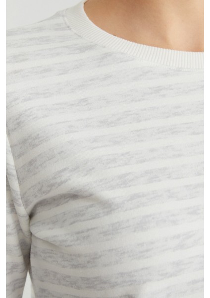 Çizgili Bisiklet Yaka Sweatshirt indirimleri