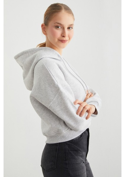 3 Iplik Basic Kapüşonlu Sweatshirt fırsatları