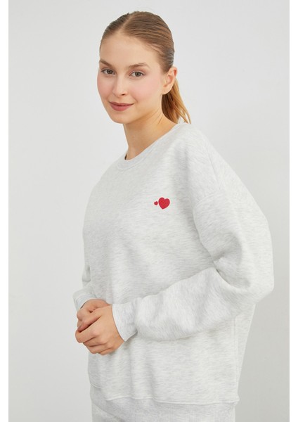 3 Iplik Kalp Baskılı Bisiklet Yaka Sweatshirt indirimleri