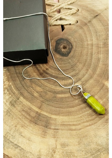 Moldavit Doğal Taşı Zincirli El Yapımı Tasarımlı Kolye Uç: 3,5 cm Zincir: 20 cm Kutulu modelleri