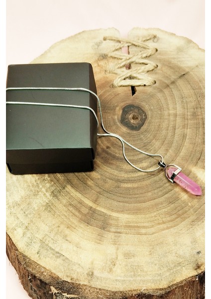 Pembe Kuvars Doğal Taşı Zincirli El Yapımı Tasarımlı Kolye Uç: 3,5 cm Zincir: 20 cm Kutulu modelleri