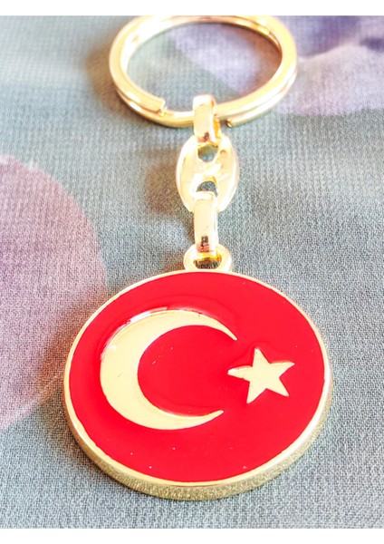 Yuvarlak Kırmızı Zeminde Sarı Altın Renkli Ay Yıldız Figürlü Anahtarlık modelleri