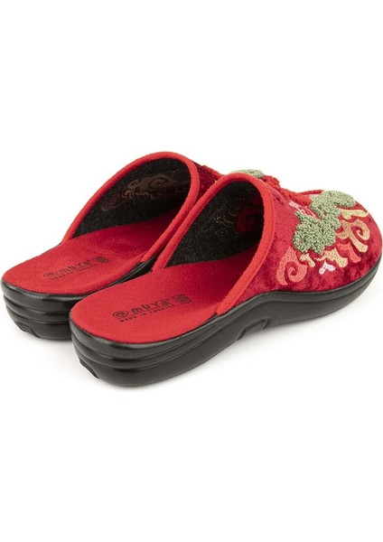 Kastra Anatomik Taban Nakışlı Kışlık Kadın Ev Terliği indirimleri