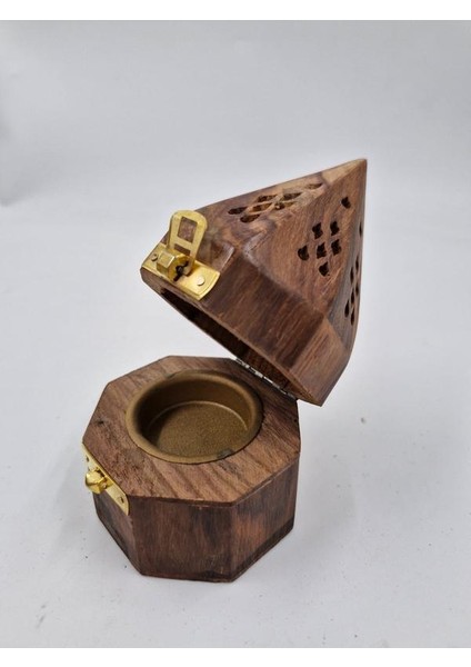 Piramit Konik Ahşap Tütsü Yakma Kutusu No2 fırsatları