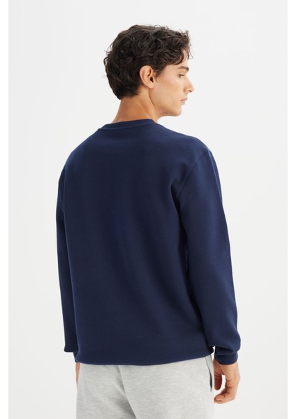 Regular Fit Normal Kesim Bisiklet Yaka Baskılı Lacivert Sweatshirt indirimleri