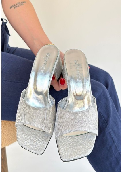 Luart Gümüş Simli Topuklu Terlik - Lisinya