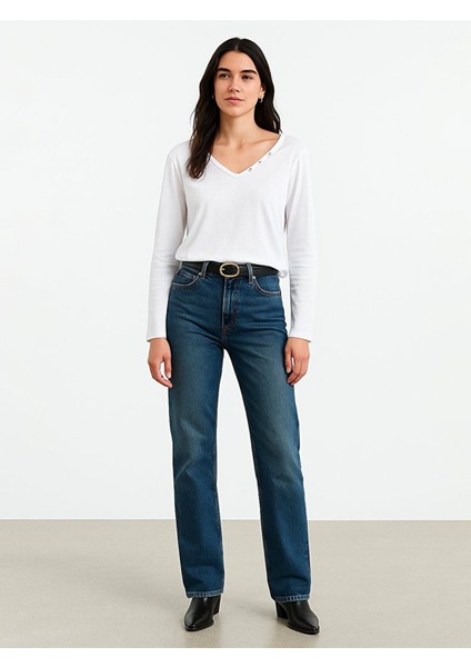 Uzun Kollu Basıc V Yaka Beyaz Sweatshırt