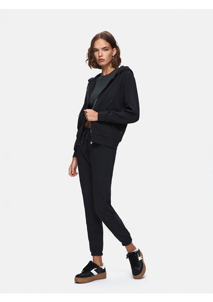 Uzun Kollu Kapüşonlu Önü Fermuarlı Siyah Sweatshırt indirimleri