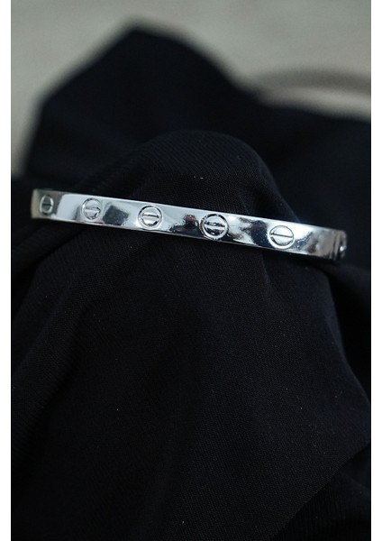 Gümüş Renk Çivi Kombin Bileklik Seti 2 Adet fırsatları