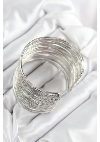 Pirinç Tel Sarma Model Gümüş Renk Kadın Bileklilk - Lisinya fiyatları