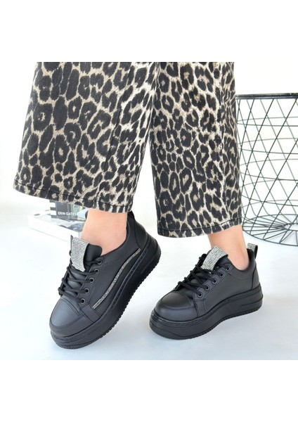 Leope Siyah Cilt Bağcıklı Spor Ayakkabı - Lisinya modelleri