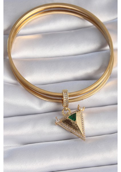 Pirinç Gold Renk Zirkon Taşlı 3D Üçgen Model Ajda Charm - Lisinya
