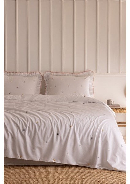 Yeni Sezon Saphir King Size %100 Pamuk Ranforce Nakışlı Nevresim Takımı - Beyaz - Beyaz
