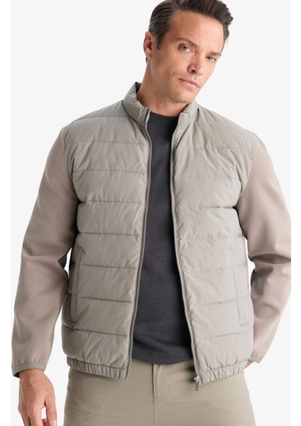 Su İtici Rüzgar Geçirmez Slim Fit Dar Kesim Astarlı Fermuarlı Cepli Mont D7532AX25AU