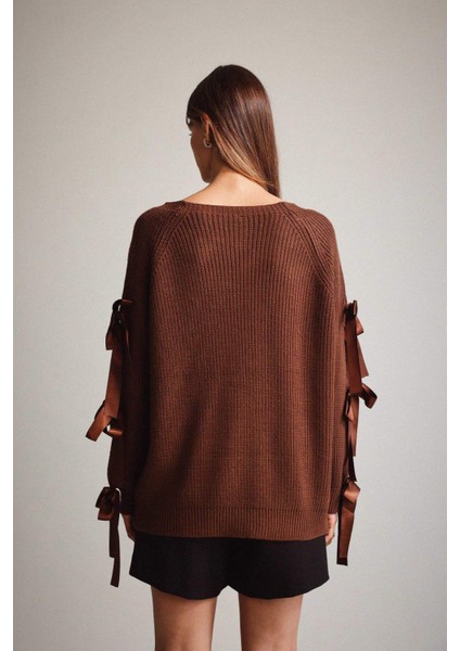 Kayık Yaka Fiyonk Detaylı Kazak G3338AX25AU