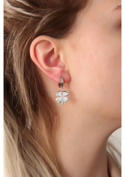 316L Çelik Gümüş Renk Yonca Küpe - Lisinya