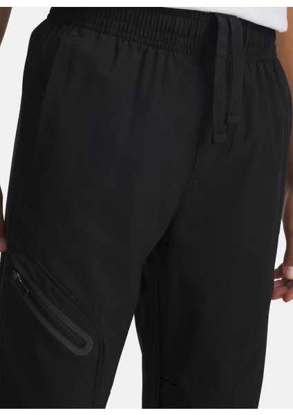 Normal Paça Siyah Erkek Çocuk Eşofman Altı 6003747-001-UA B Unstoppable Wvn Jg fırsatları