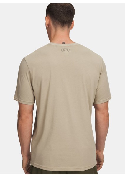 1326799-302-UA M Sportstyle Lc Ss Kahve Bisiklet Yaka Normal Düz Erkek T-Shirt fiyatları