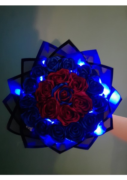 20 Li LED Işıklı Solmayan Gül Buketi Trabzon Spor Taraftar Buketi fiyatları