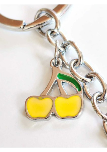 Sarı ve Yeşil Elmalarla Metal Anahtarlık