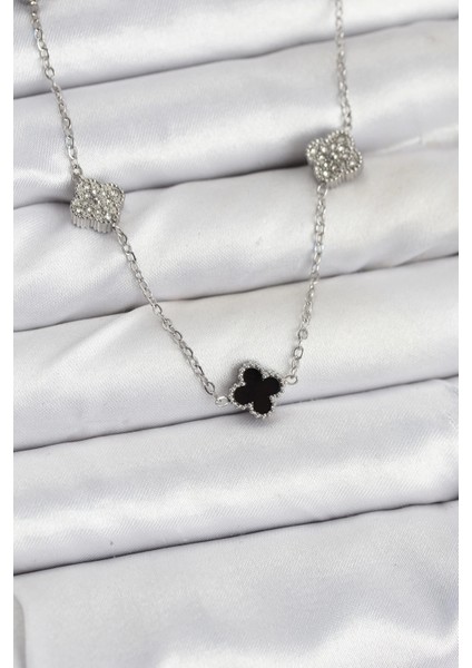 316L Çelik Zincir Gümüş Renk Siyah ve Zirkon Taşlı Baby Boy Yonca Kadın Kolye - TJ-BKO10591
