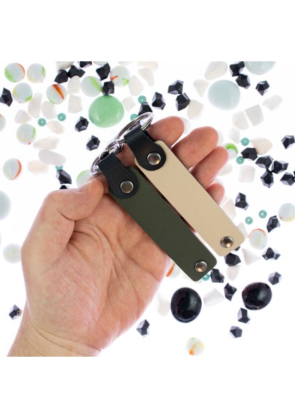 Futbol Figürlü Deri Anahtarlık Takımı, Kız Sporcuya Özel Hediyelik Anahtarlık, Koyu Kahve-Turkuaz fırsatları