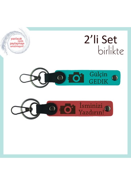 Anı Biriktirenlere Özel, Kamera Desenli Kişisel Isimli 2’li Anahtarlık Seti, Koyu Turkuaz-Nar Çiçeği
