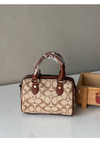Kadın Coac-H Mini Rowan Spedy El ve Omuz Çantası modelleri
