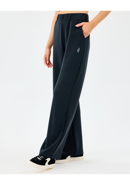 W Lounge Loose Wide Leg Sweatpant Kadın Siyah Eşofman Altı S2520013-3817 fiyatları