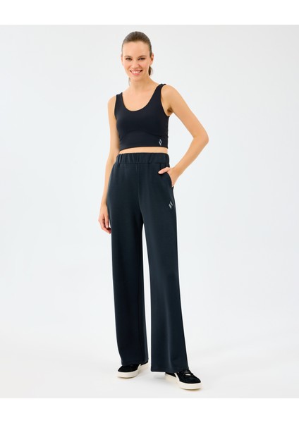 W Lounge Loose Wide Leg Sweatpant Kadın Siyah Eşofman Altı S2520013-3817 fırsatları