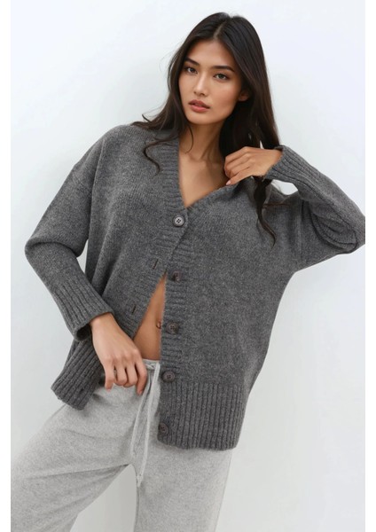 Kadın Kalın V-Yaka Örgü Hırka Gri