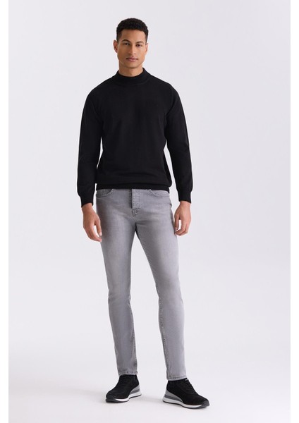 Sıyah Slim Fit Yarım Balıkçı Yaka Erkek Triko