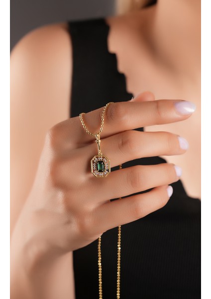 925 Ayar Gümüş, Gold Kaplamalı Zümrüt Taşlı Top Zincirli Serenay Kolyesi