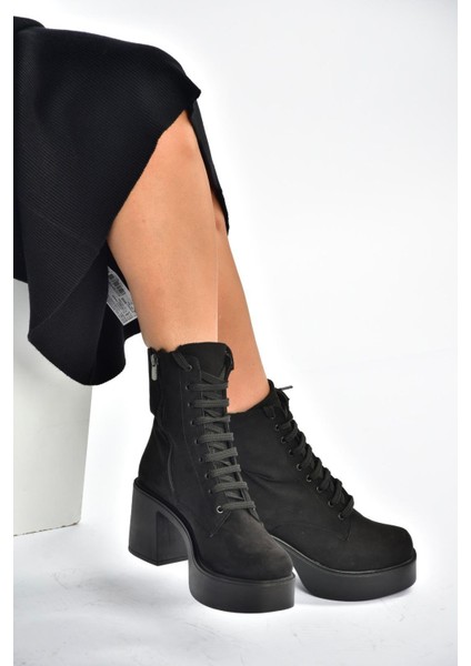 V726681502 Siyah Süet Kalın Topuklu Bağcıklı Kadın Bot fiyatları