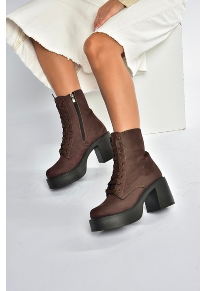 V726681502 Kahverengi Süet Kalın Topuklu Bağcıklı Kadın Bot fiyatları