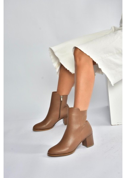 V468581003 Vizon Hakiki Deri Kalın Topuklu Kadın Bot