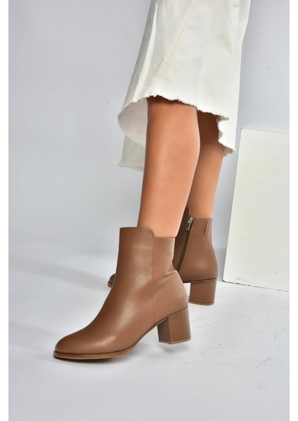 V468581003 Vizon Hakiki Deri Kalın Topuklu Kadın Bot modelleri