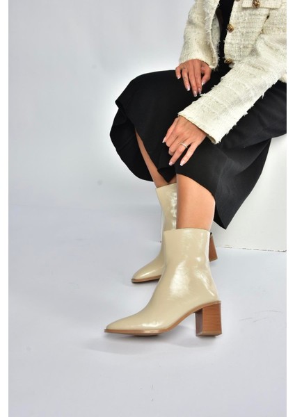 V250330309 Bej Kalın Topuklu Kadın Bot indirimleri