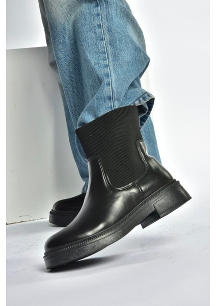 V676556909 Siyah Lastik Detaylı Kadın Bot fiyatları