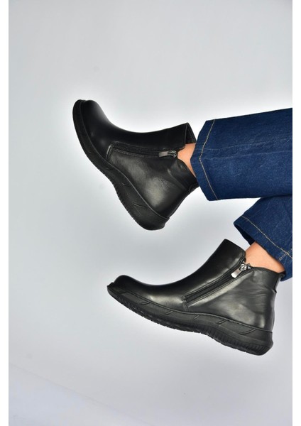 V398577603 Siyah Hakiki Deri Kadın Bot fiyatları