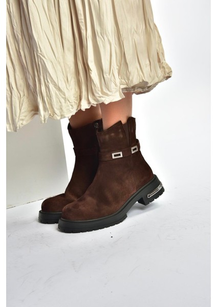 V555575602 Kahverengi Hakiki Deri Süet Comfort Ortopedik Taban Kadın Bot indirimleri