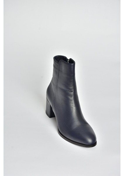 V468581003 Lacivert Hakiki Deri Kalın Topuklu Kadın Bot fırsatları