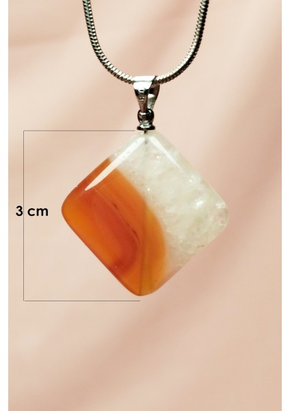 Akik Doğal Taşı Zincirli El Yapımı Kolye Uç: 3 cm Zincir: 20 cm Kutulu