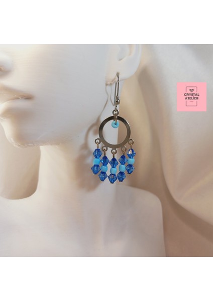 Mavi Kristal Boncuklu Sallantılı Halka Küpe – Işıltılı Kadın Küpe, Zarif Boncuklu Takı, Hediyelik Şık Sallantılı Küpe, Modern Halka Tasarım, Günlük ve Özel Gün Aksesuarı