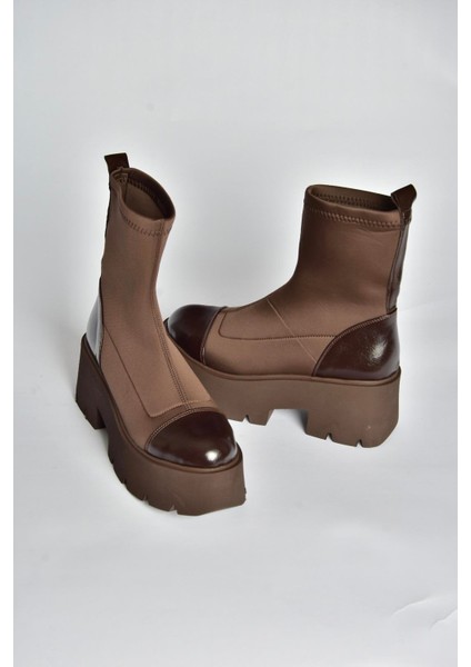 V272902904 Kahverengi Kumaş Kalın Tabanlı Kadın Bot