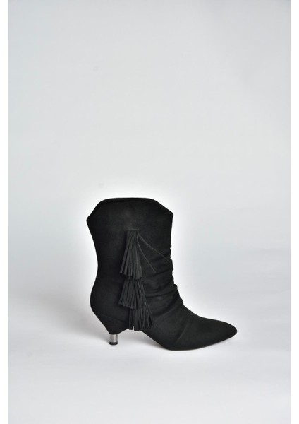 V404022202 Siyah Süet Alçak Topuklu Püsküllü Kadın Bot fırsatları