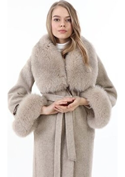 Lisa Krem Kadın Kürklü Kaban