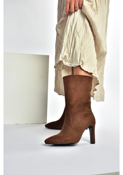 L404891302 Kahverengi Süet Ince Topuklu Kadın Bot modelleri