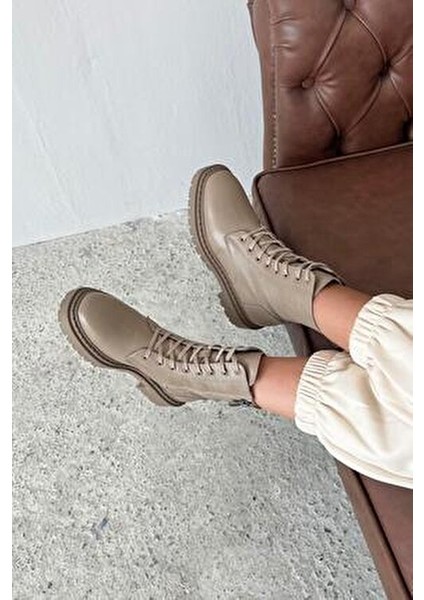 Virgina Kadın Hakiki Deri Postal Bot Vizon modelleri