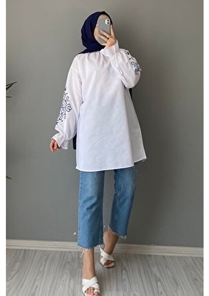 Kol Nakışlı Tunik Acı Beyaz